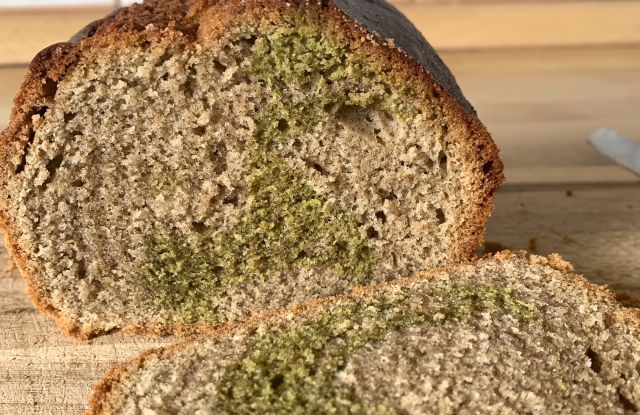 Matcha-Marmorkuchen mit Hanfmehl und mehr..., © kjj Matcha-Marmorkuchen mit Hanfmehl und mehr..., © kjj