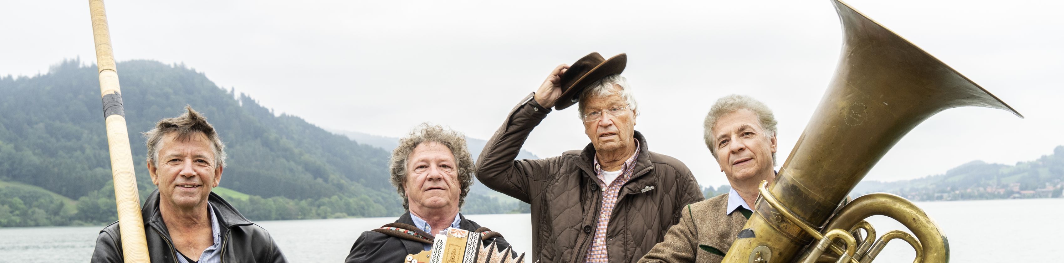 Gerhard Polt und die Well-Brüder, © Hans-Peter Hösl Gerhard Polt und die Well-Brüder, © Hans-Peter Hösl