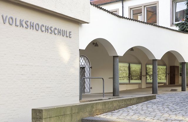 vhs im Deutschhof, © Dietmar Strauß / Besigheim vhs im Deutschhof, © Dietmar Strauß / Besigheim