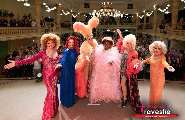 Magie der Travestie Magie der Travestie