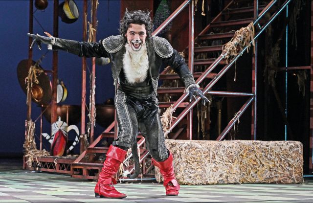 Der gestiefelte Kater Bild, © Jochen Klenk Der gestiefelte Kater Bild, © Jochen Klenk