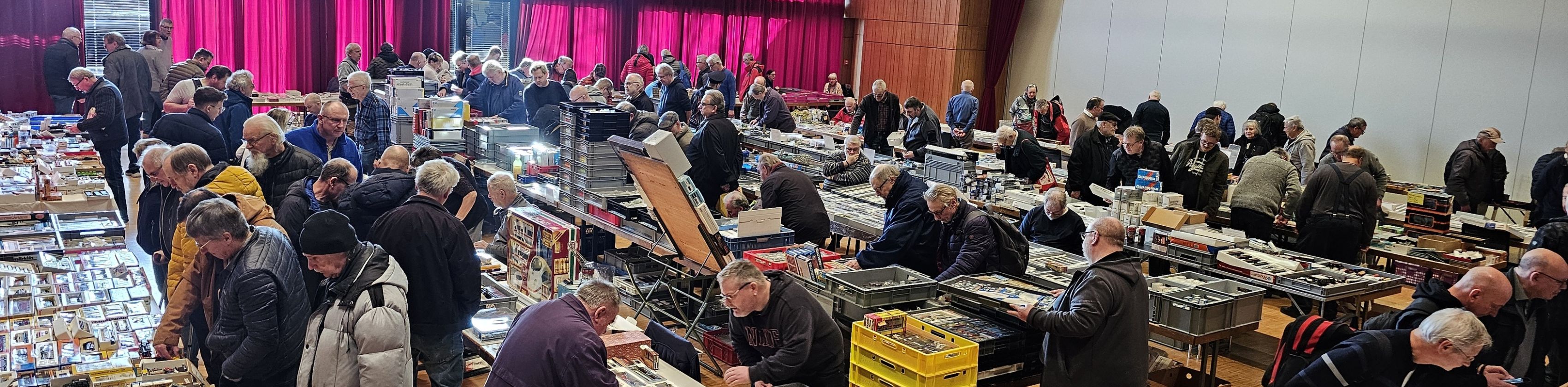 Modelleisenbahn- und Spielzeugmarkt im Bürgerhaus Böckingen, © BAUDER Spielzeugmärkte Modelleisenbahn- und Spielzeugmarkt im Bürgerhaus Böckingen, © BAUDER Spielzeugmärkte