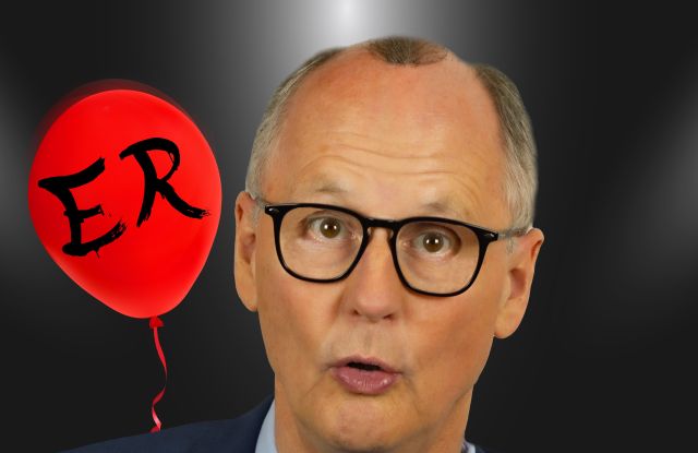 Reiner Kröhnert mit Brille. Links von ihm ein roter Luftballon mit der Aufschrift "ER"., © Reiner Kröhnert Reiner Kröhnert mit Brille. Links von ihm ein roter Luftballon mit der Aufschrift "ER"., © Reiner Kröhnert