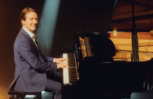 Rainer Bielfeldt am Fl&uuml;gel, &copy; Joschka Meier