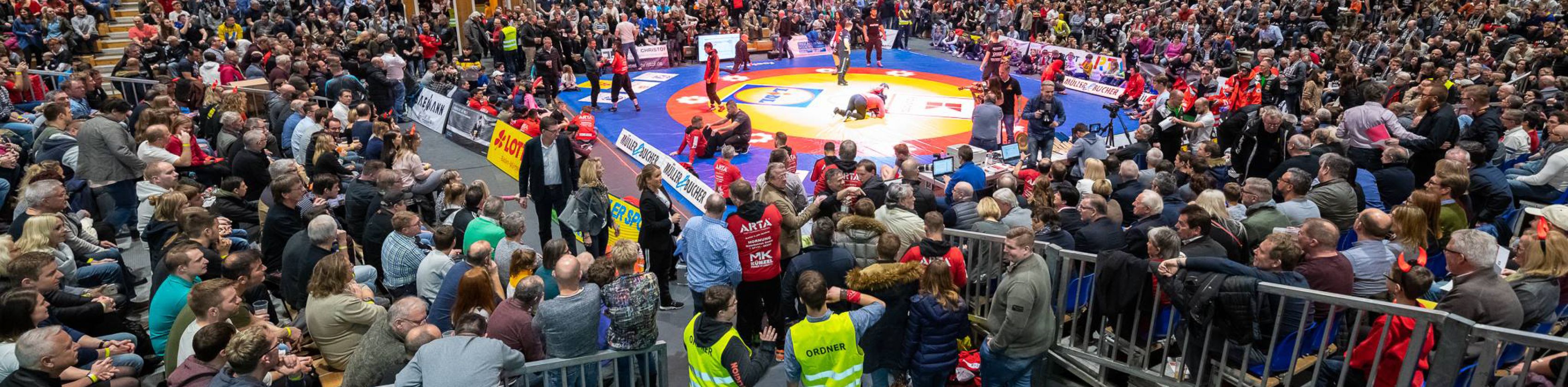 Heimkampf in der R&ouml;merhalle, &copy; RED DEVILS