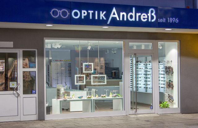 hier musst du suchen, &copy; Andre&szlig; GmbH