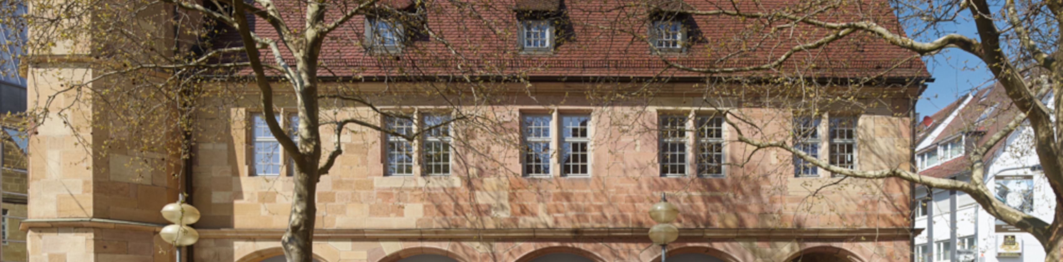 Fleischhaus Pfeffer Tagbar au&szlig;en