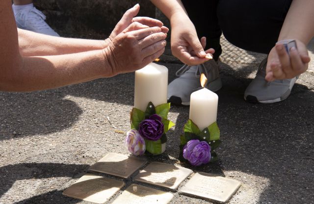 Stolpersteine, Schillerstrasse 48