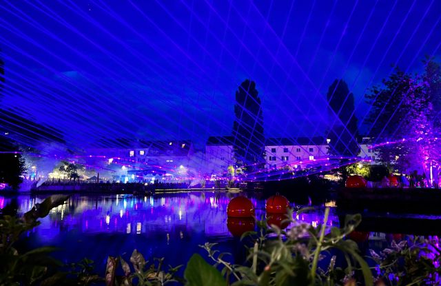 Lasershow am Necker