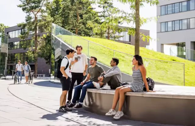 Studierende am TUM Campus Heilbronn