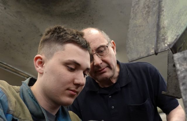 Unsere Profis am Werke!, &copy; Messer-Maurer/Copyright