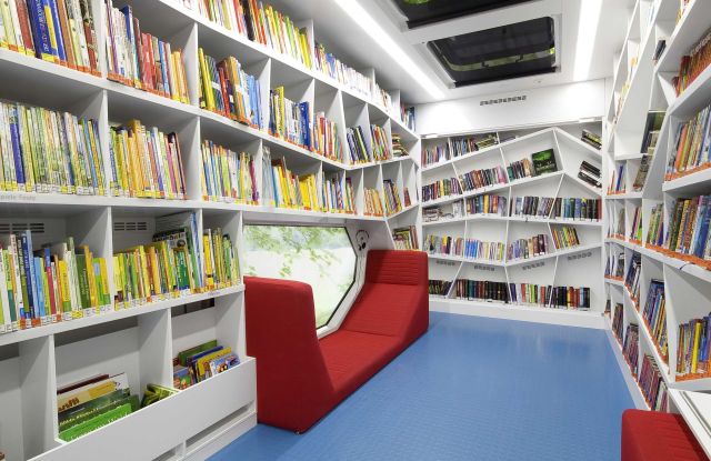 60 Jahre Fahrbibliothek – robi feiert