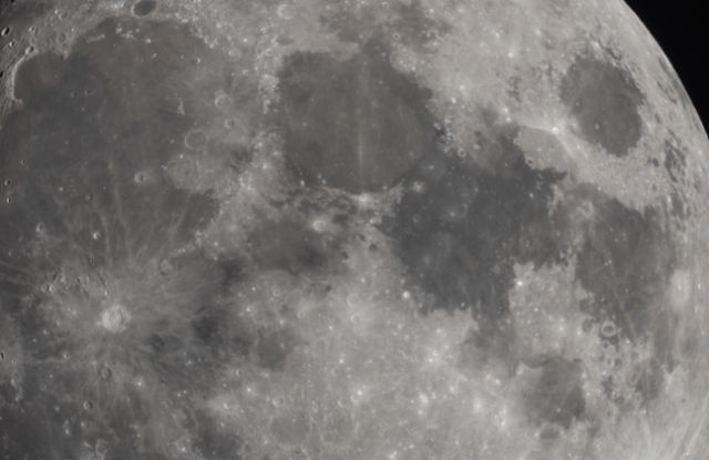 Mond, &copy; RMS, Lang