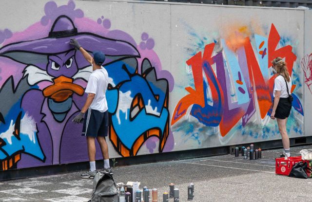 Graffiti Jam low